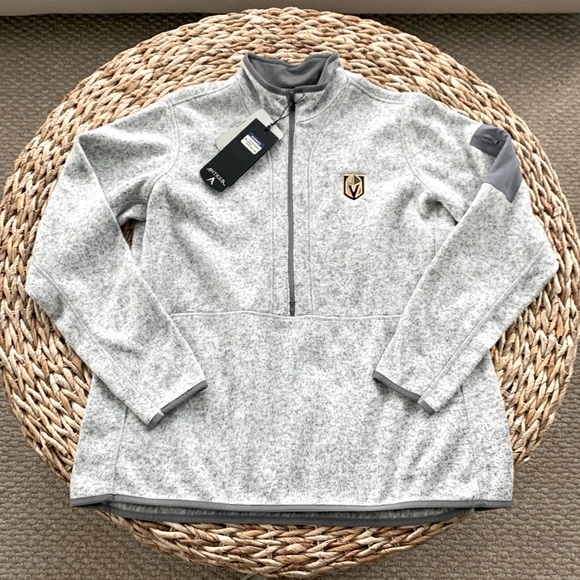 Antiqua Vegas Golden Knights Fortune Half Zip Sweatshirt - Picture 2 of 14
